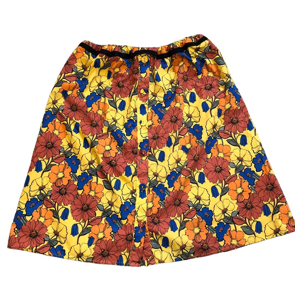 Fit-n-flare skirt in bold hues with black trim at waist - MINT!!